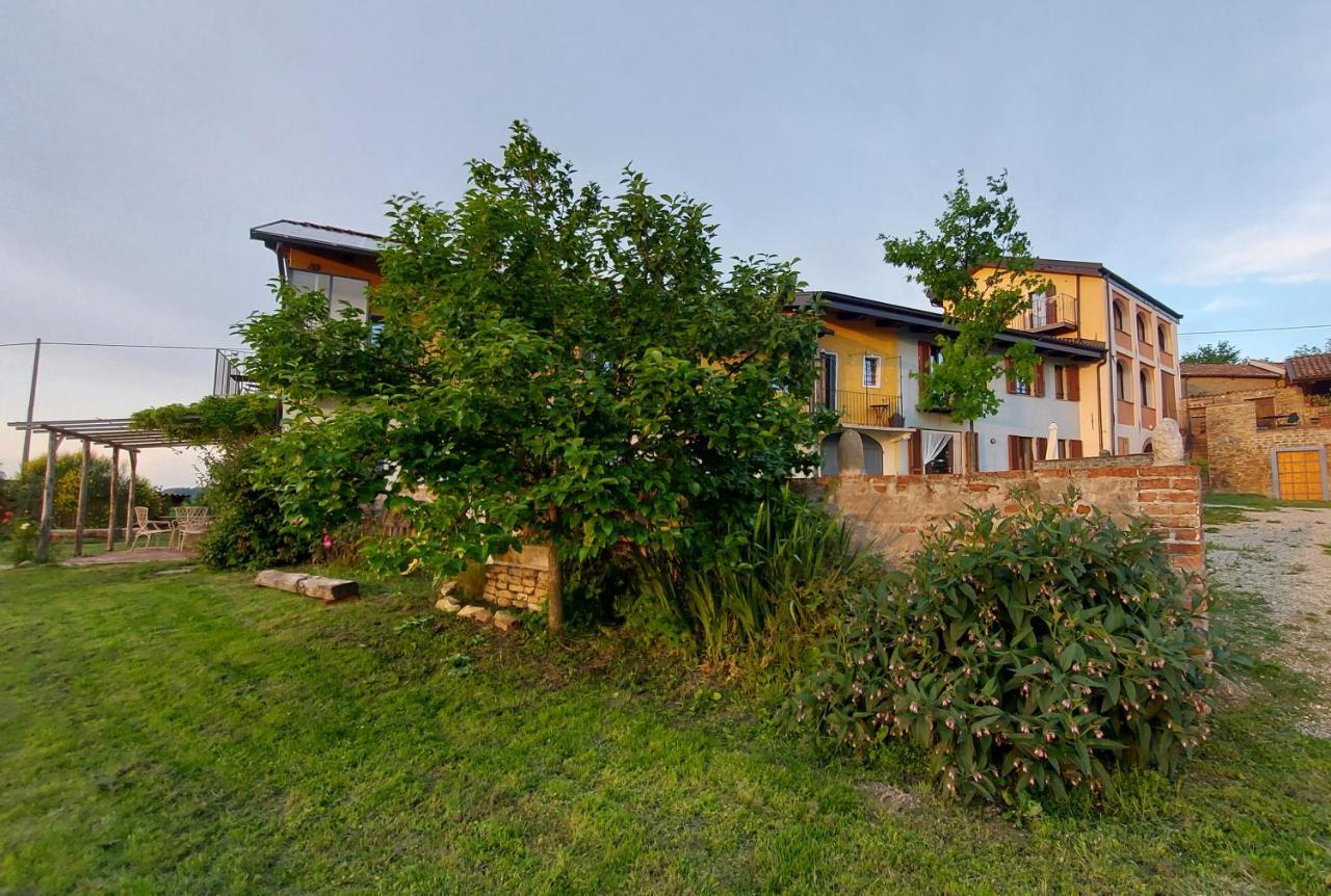 דירות דוליאני Cascina Nomade - Wine & Scenic Retreat מראה חיצוני תמונה