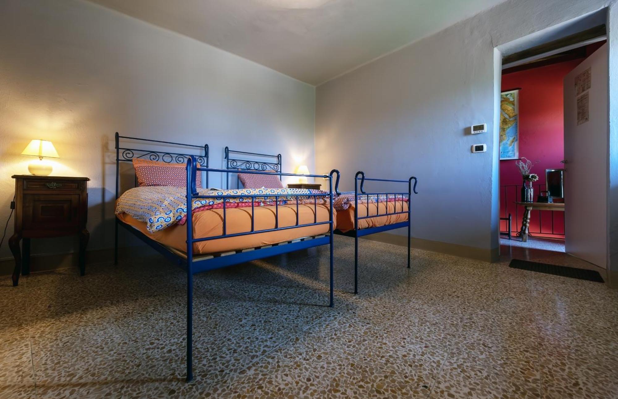 דירות דוליאני Cascina Nomade - Wine & Scenic Retreat חדר תמונה